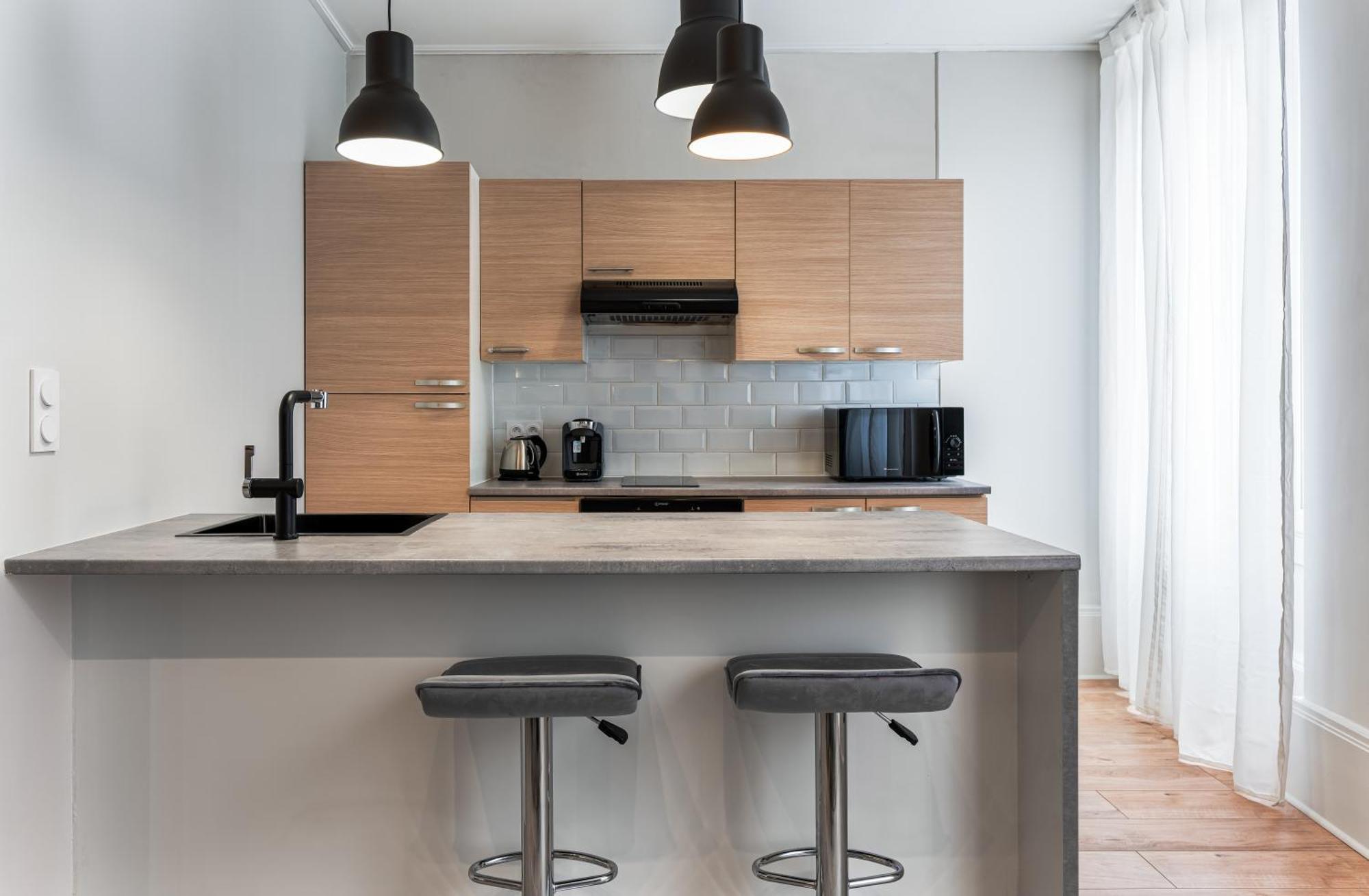 Maya Appartements & Suites Cosne-Cours-Sur-Loire Exterior photo